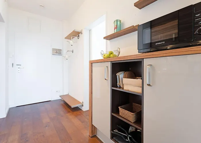 Hang 13 Seeblick 17 * Scharbeutz